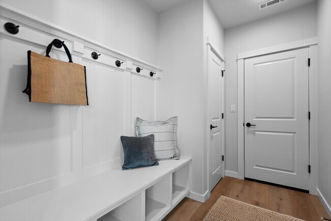 9761 Victoria Dr unit 36869852, Missoula, MT 59808 - photo 7