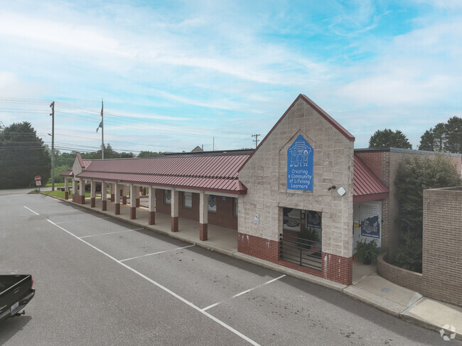 The student population of Bethlehem Elementary is 437 and the school serves PK-5.