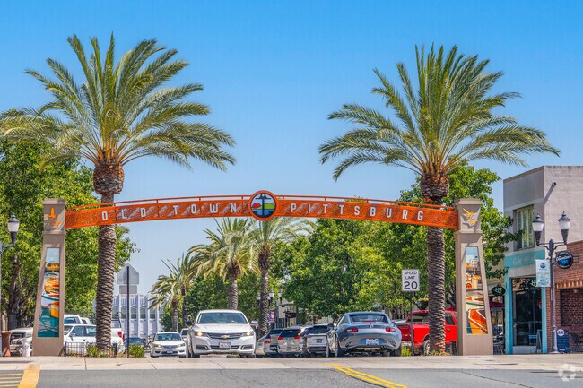 Explore the charm of Old Town Pittsburgh—where history and heritage come to life.