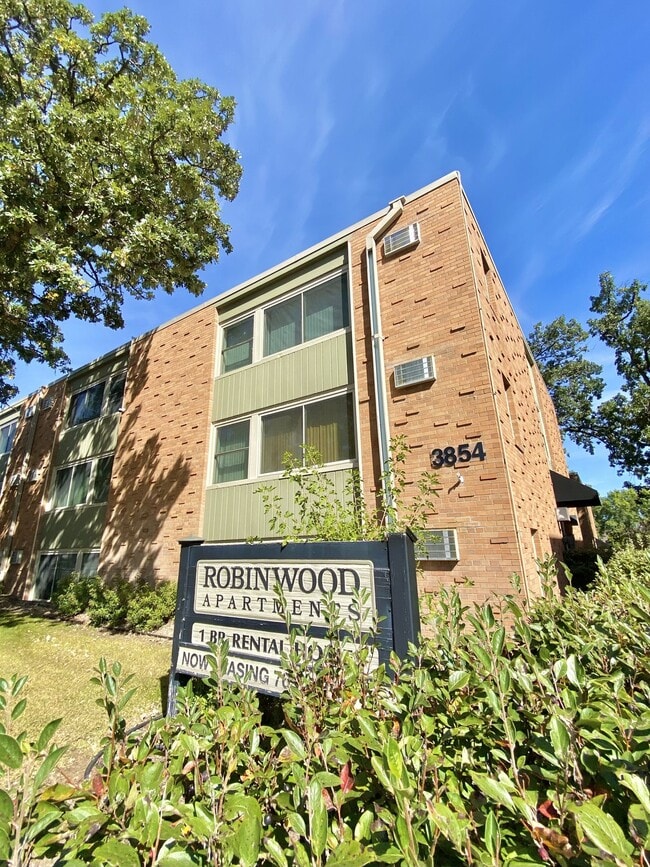 Robinwood Apartments, Minneapolis, MN 55422 - photo 2