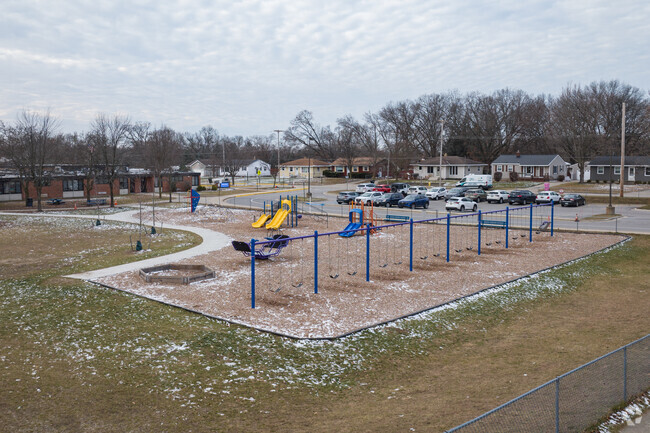 Gladiola Elementary School is on Gladiola Ave in Wyoming, MI.