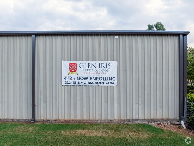 Glen Iris Baptist School is located at1130 10th Pl S, Birmingham, AL 35205.