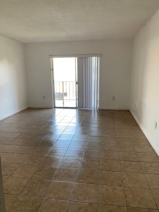 6130 W 19th Ave Unit 207, Hialeah, FL 33012