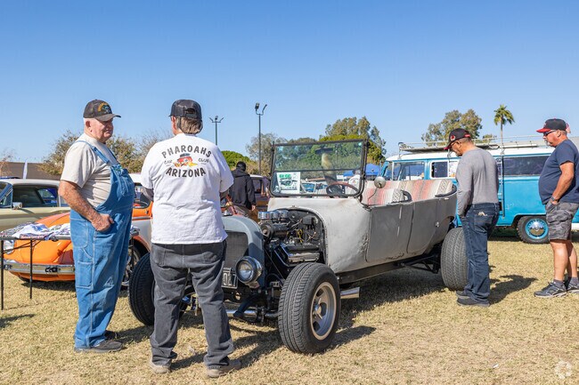 Car enthusiasts in Country Estates, AZ can enjoy one of the local car shows in Yuma.