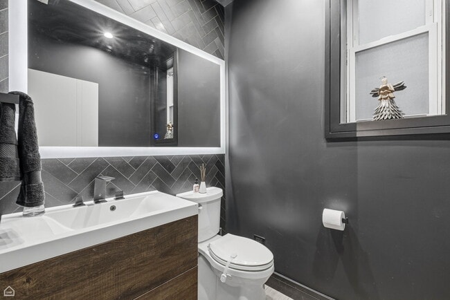 1236 N Cleaver St unit 3, Chicago, IL 60642 - photo 7