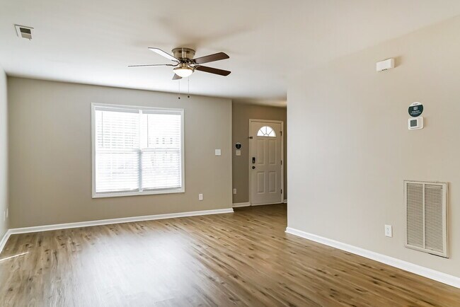 69 Nancy Ct, Clayton, NC 27520 - photo 4