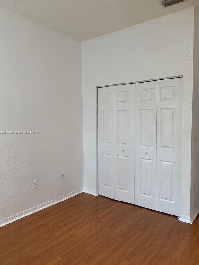 14109 SW 49th St, Miramar, FL 33027 - photo 7