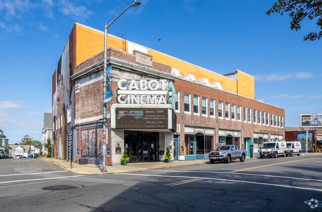 About Downtown Beverly Schools Demographics Things to Do Homes com