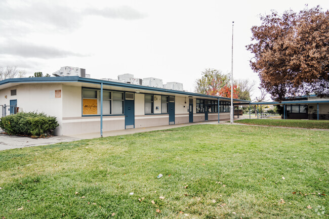 The front building of Garden Gate Elementary School in Cupertino, California.