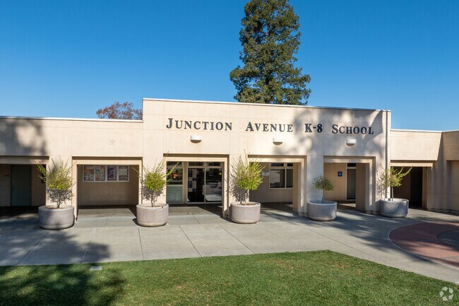 Junction Avenue School provides Livermore families with quality K-8 education.