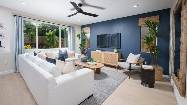 2094 Hesperian Dr, Plumas Lake, CA 95961 - photo 4