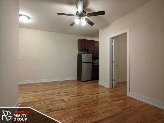 949 W Cornelia Ave unit Q, Chicago, IL 60657 - photo 4