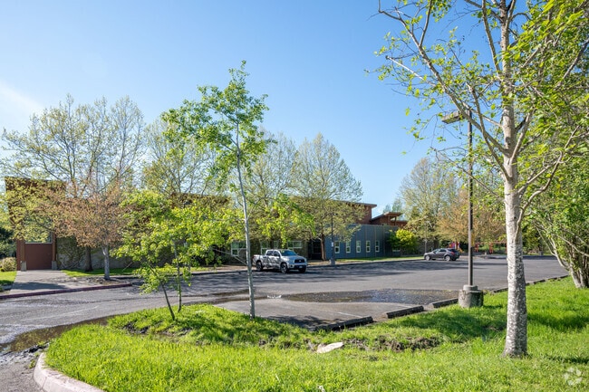 Arata Creek School 02