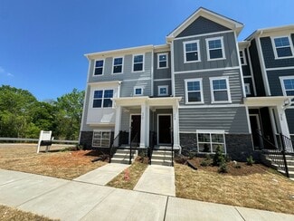 370 Devon Clfs Dr, Wake Forest, NC 27587
