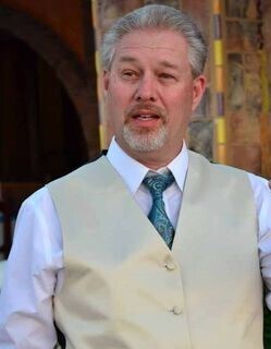 Russell Ellis