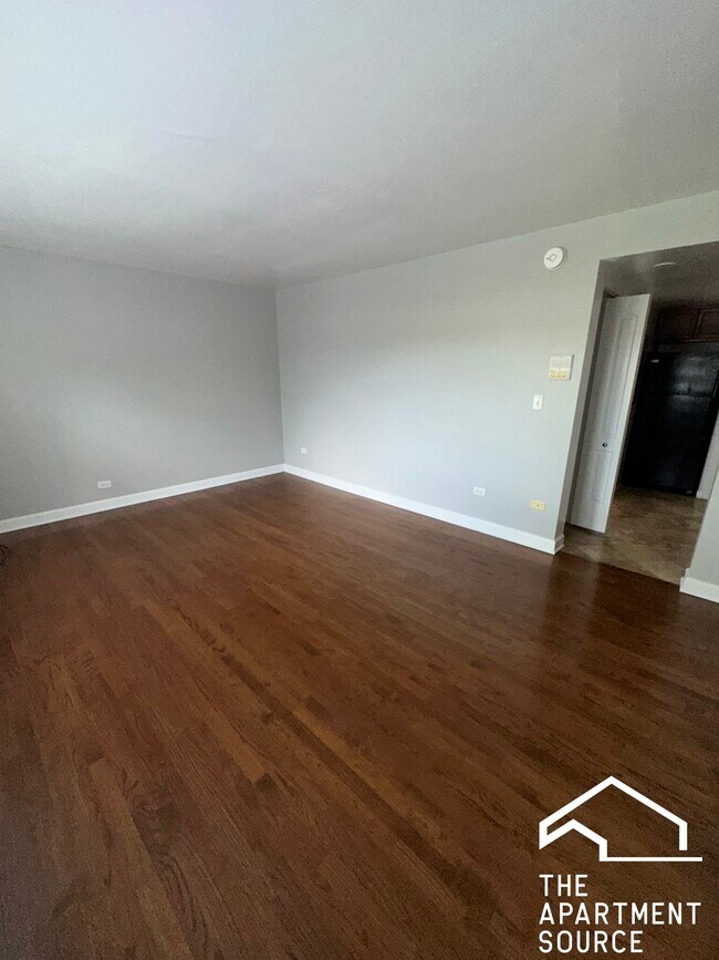 7628 N Milwaukee Ave unit 2A, Niles, IL 60714 - photo 5