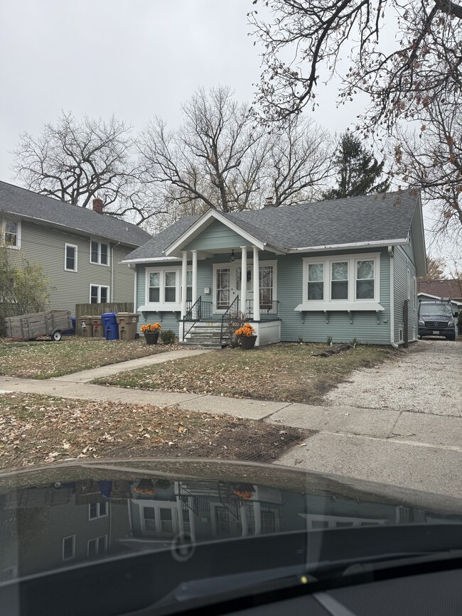 6726 20th Ave unit 1 Main House, Kenosha, WI 53143 - photo 7