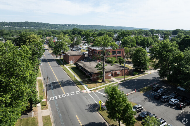 Parker School is a public elementary school located in Middlesex, NJ.