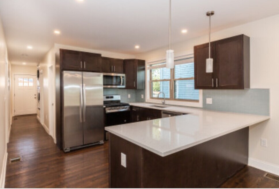 27 1st St unit 1, Medford, MA 02155 - photo 1