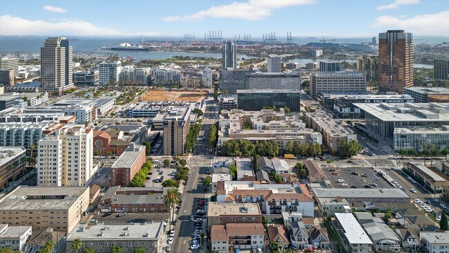 405 W 3rd St unit I, Long Beach, CA 90802 - photo 5