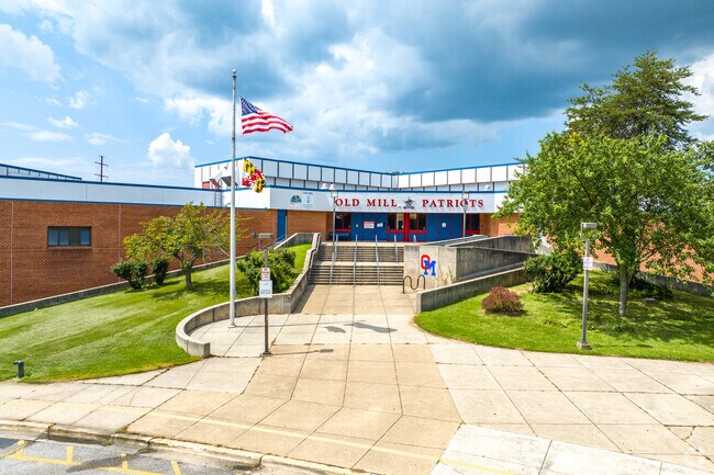 Old Mill High School is a great spot for your kids to prepare for college in Arden on the Severn