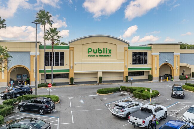 Publix at Midway Plaza is a great place for everyday grocery needs in Boulevard Woods North.