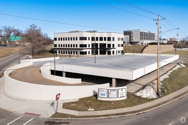 Husch Blackwell is empowering professionals in the heart of Jefferson City.