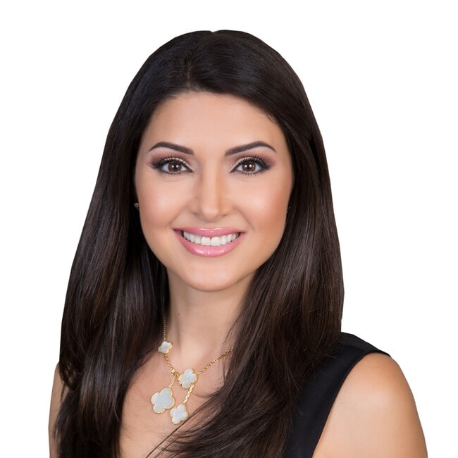 Lili Daftarian Real Estate Agent in Corona Del Mar, CA