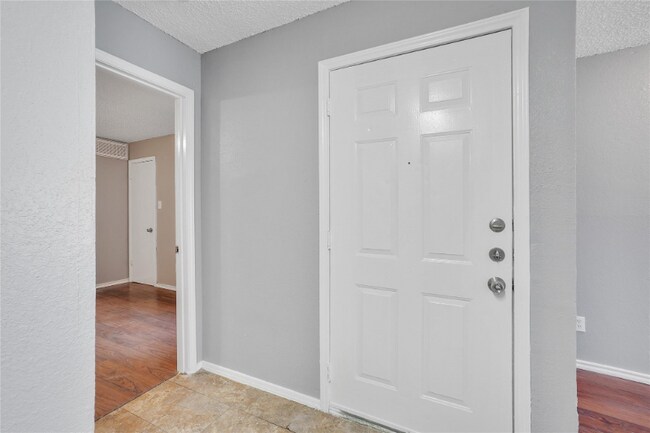 9815 Walnut St unit H214, Dallas, TX 75243 - photo 4