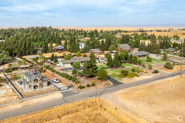 Bellevue is an area of Merced that offers country style living while close to amenities.