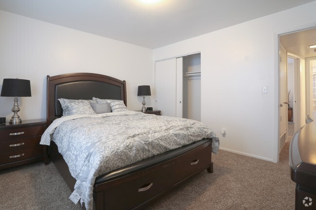 2 BR, 1 BA - Bedroom 1