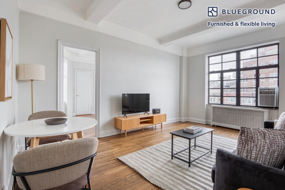 10 Sheridan Square unit FL10-ID1469, New York, NY 10014 - photo 1