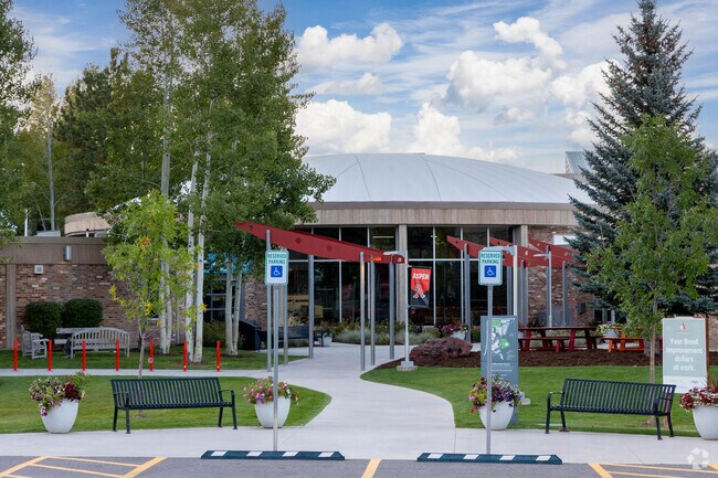 Aspen High School, rated A-minus, offers an IB program in the Aspen School District.