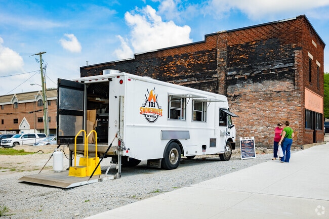 Kenton locals can get their grub on at various food trucks, including 101 Smokehouse.