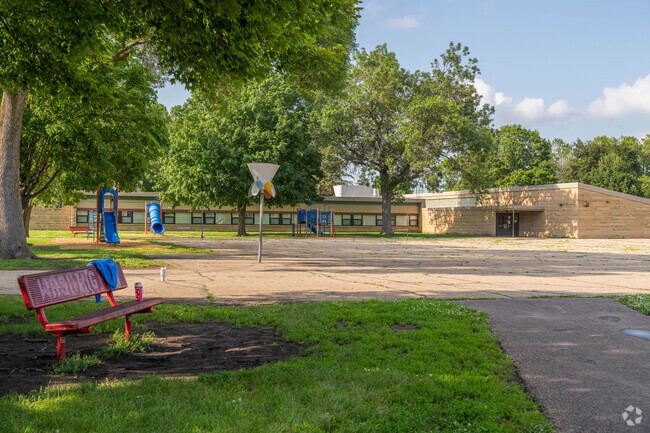 Washington Elementary has a playground.