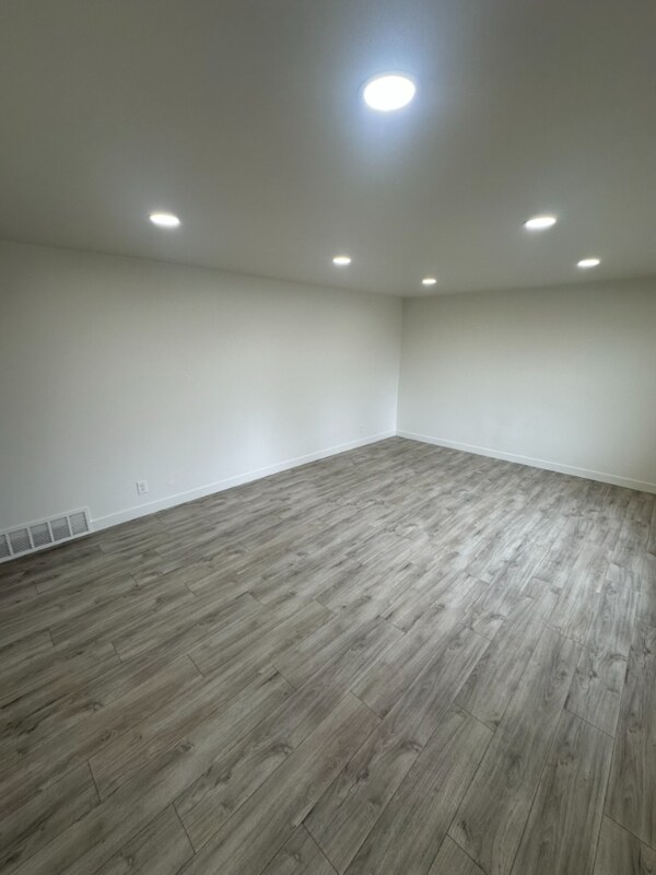 8169 Ivy Dr, Midvale, UT 84047 - photo 6