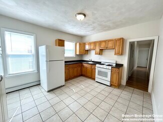 11 Elder St Unit 2, Boston, MA 02125