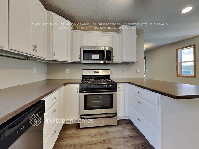 85 Grove St, Saint Paul, MN 55115 - photo 7