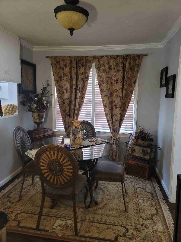 613 Hill St, Weaver, AL 36277