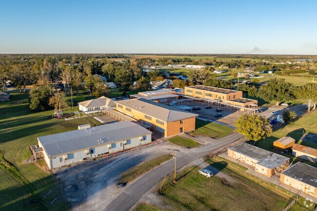 Schriever Elementary School is where education meets excellence.