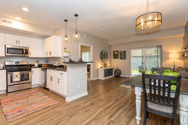 The Valley, Grand Rapids, MI 49525 - photo 2