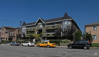 215 E Elmwood Ave, Burbank, CA 91502