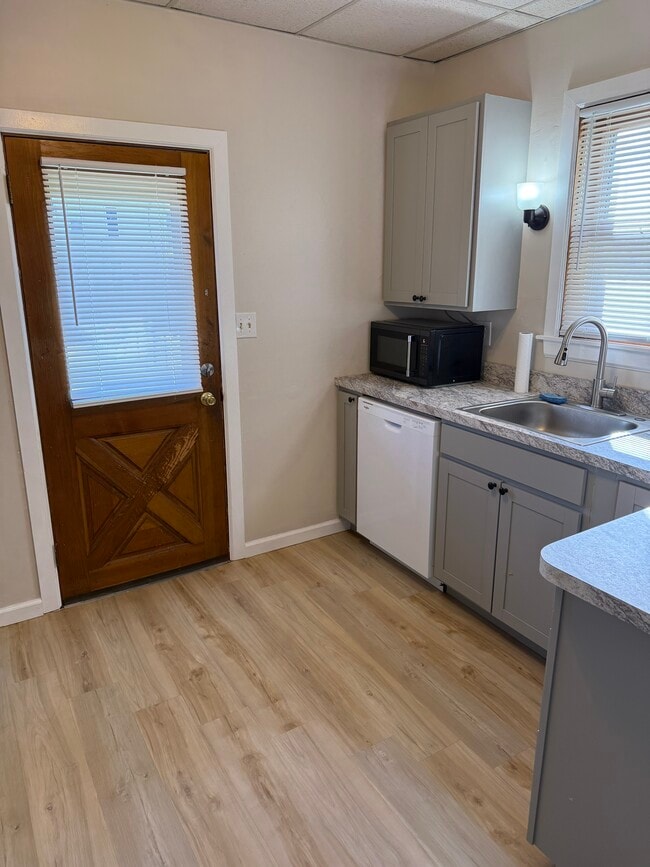 402 4th St, New Cumberland, PA 17070 - photo 7