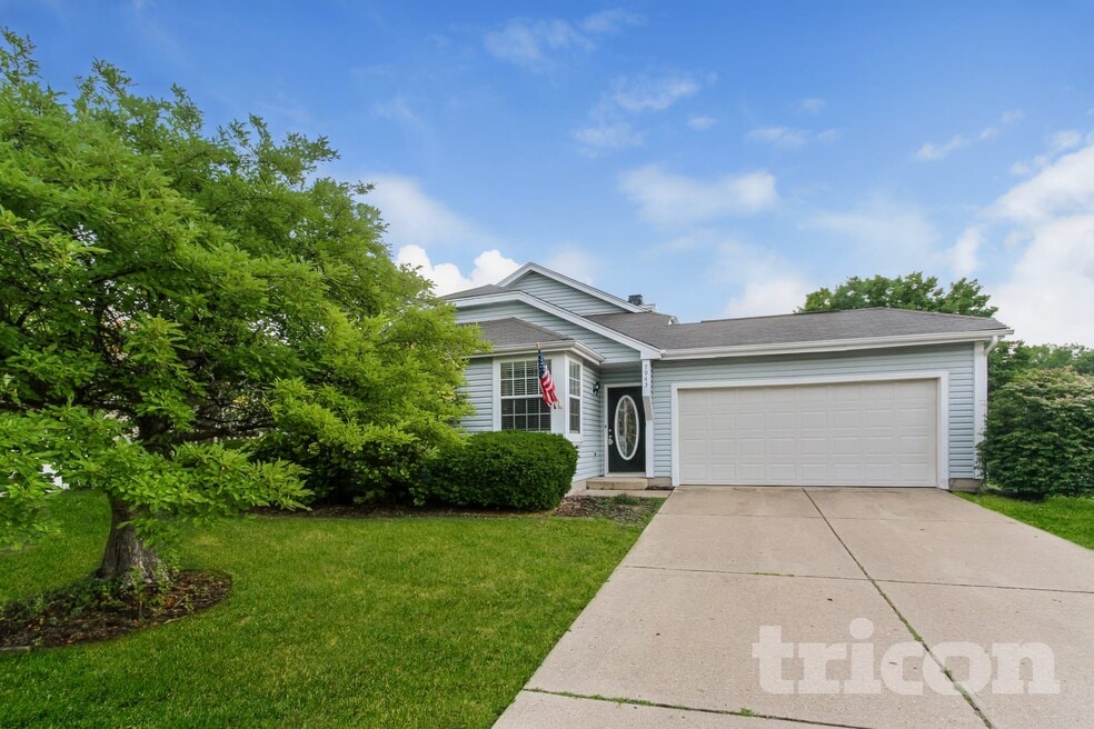 7943 Cardinal Cove W, Indianapolis, IN 46256 - photo 1