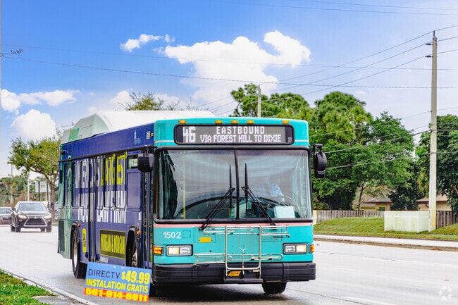 Palm Tran offers a convenient commute to the residents of Abbey Park.