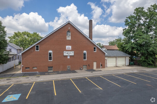 Living Hope Christian Fellowship is a local hot spot for spiritual well-being in Whittier Park.
