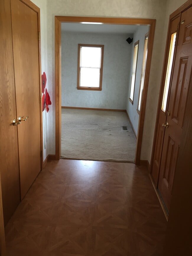 1184 Huron Ct, Sidney, OH 45365 - photo 3