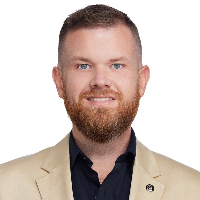 Agent Photo