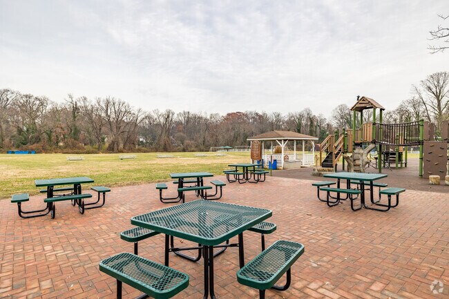 Exploring Excellence: Congressional School's Inspiring Campus.