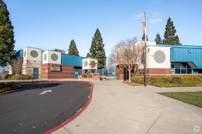 The entrance to Isabelle Jackson Elementary is clean and beautiful.